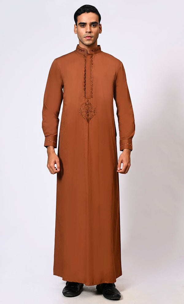 Artisanal Embroidery: Men's Brown Thobe Crafted with Attention to Detail - EastEssence.com