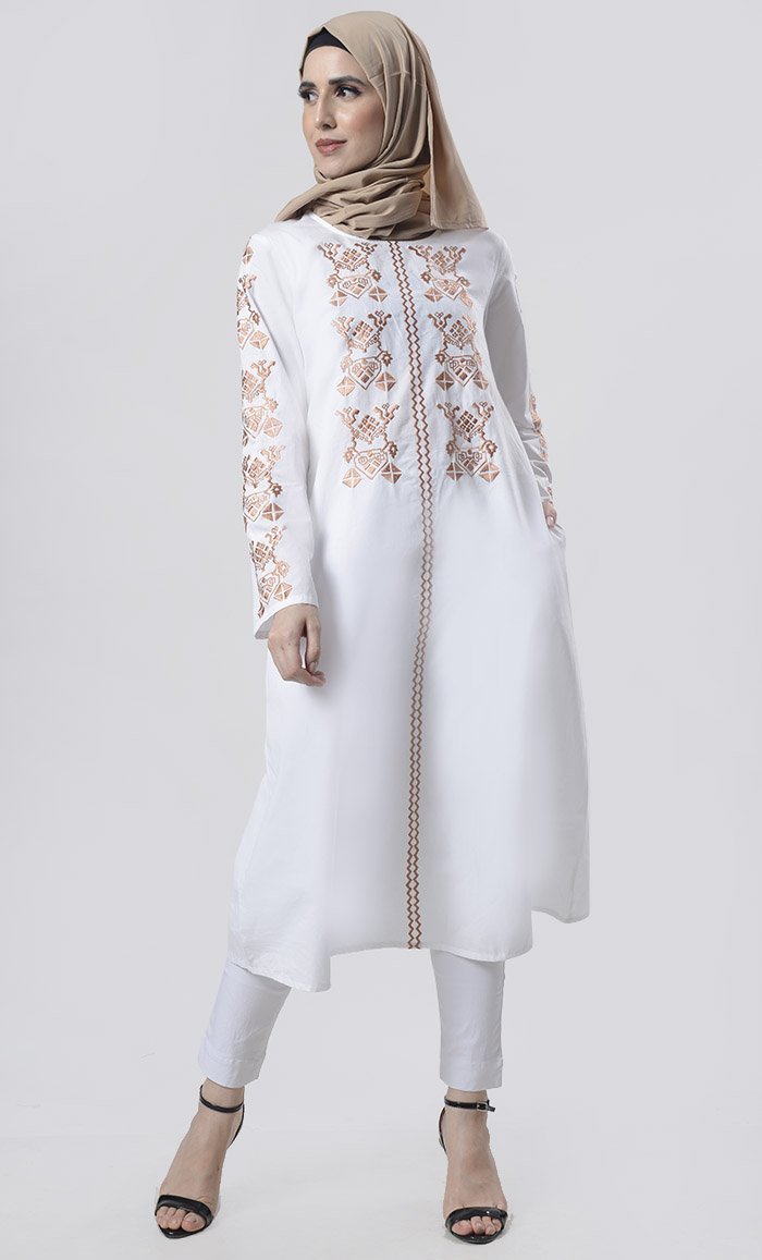 Astonishing Geometric Embroidered Tunic - EastEssence.com