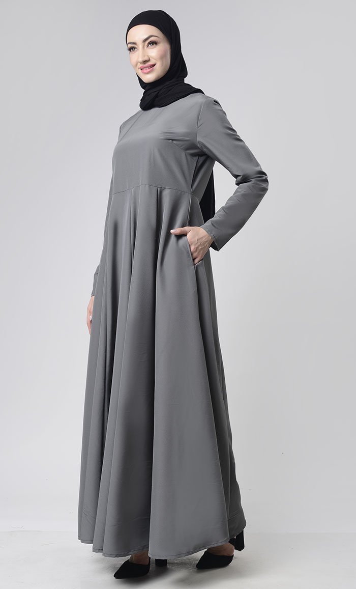 Basic Front Box Pleat Abaya With Pockets - EastEssence.com