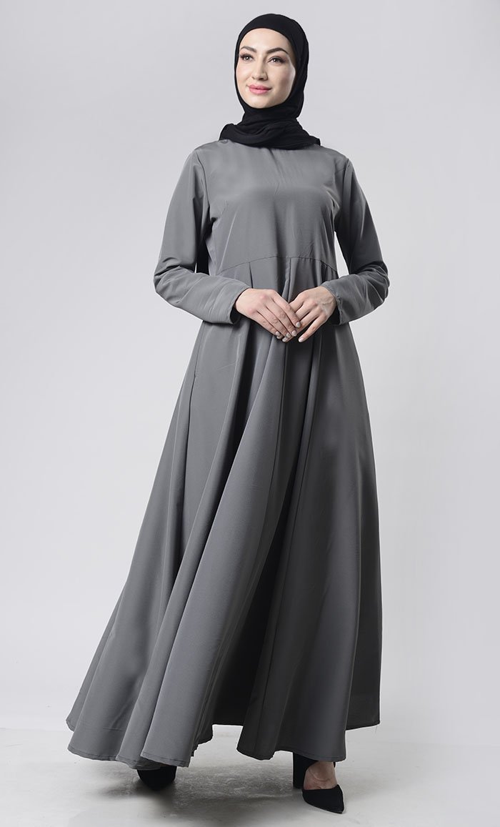 Basic Front Box Pleat Abaya With Pockets - EastEssence.com