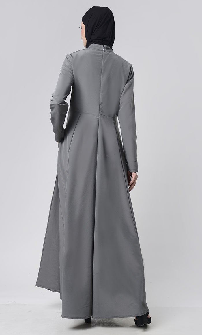 Basic Front Box Pleat Abaya With Pockets - EastEssence.com
