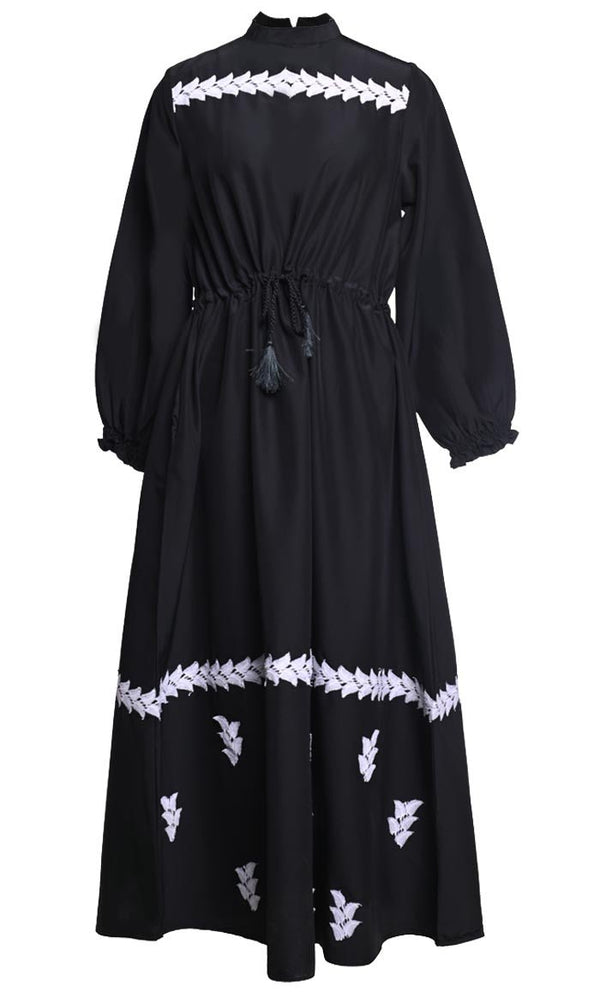 Beautiful Black White Intricate Lace Detailing Abaya - EastEssence.com