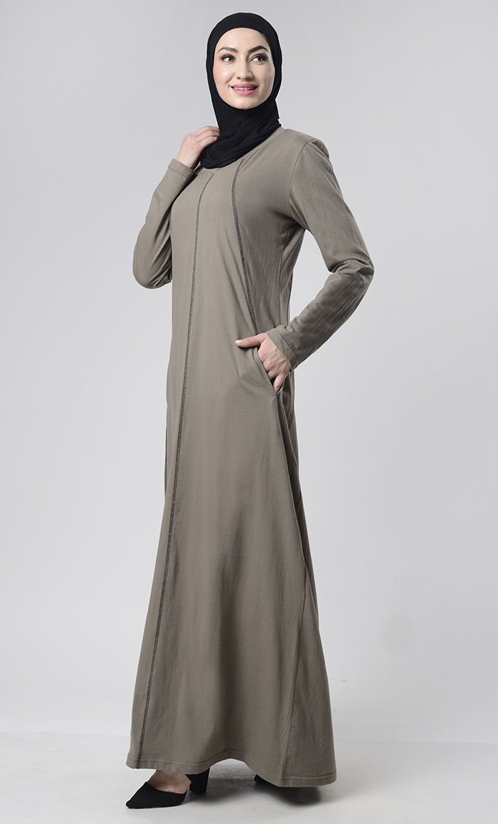 Black Detail Abaya With Pockets - EastEssence.com