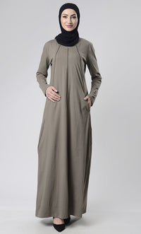 Black Detail Abaya With Pockets - EastEssence.com
