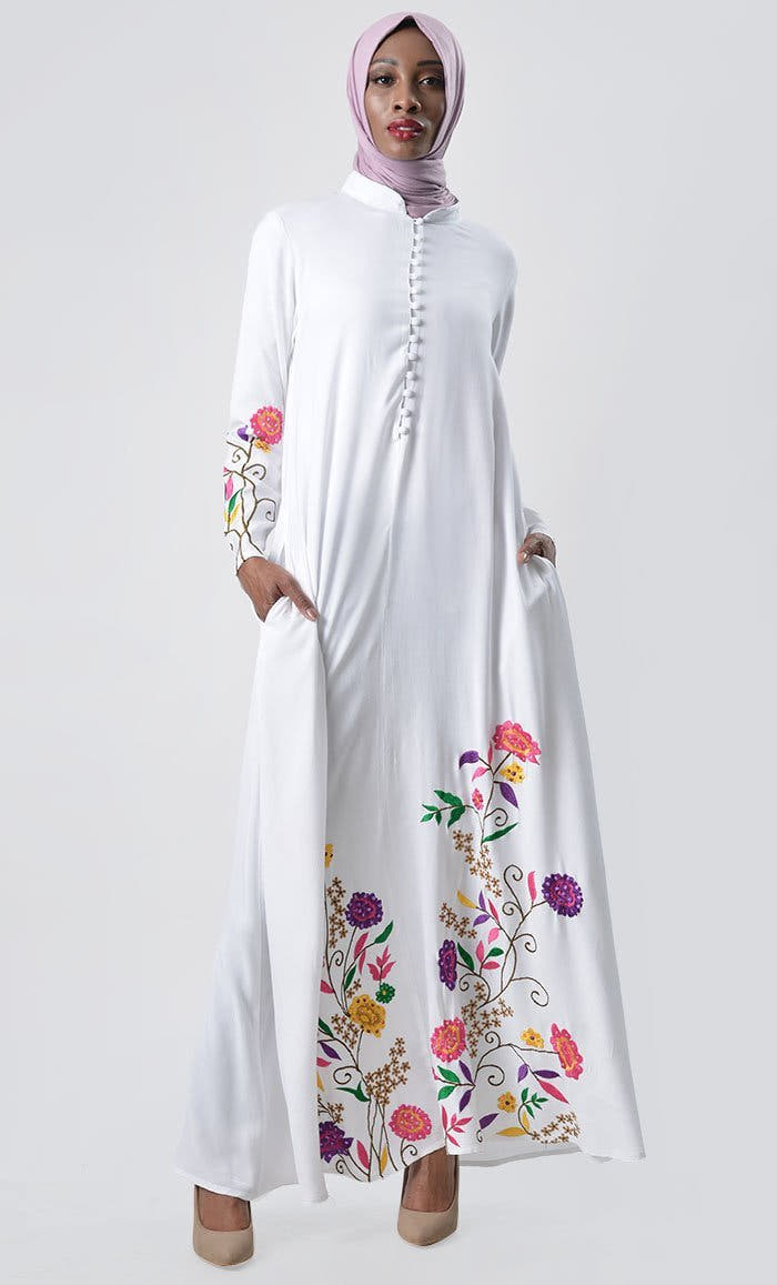 Abaya brodée Bloom with Shine