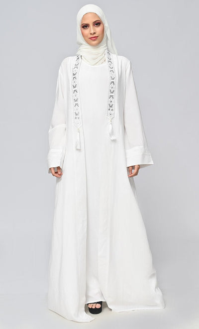 Buy Islamic Front Embroidered Detailing 2Pc Set