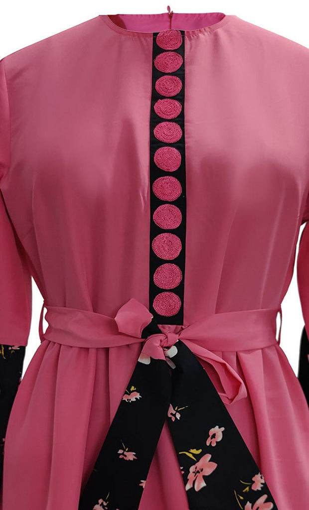 Creative Contrasted Printed Detailing Abaya With Pockets - EastEssence.com