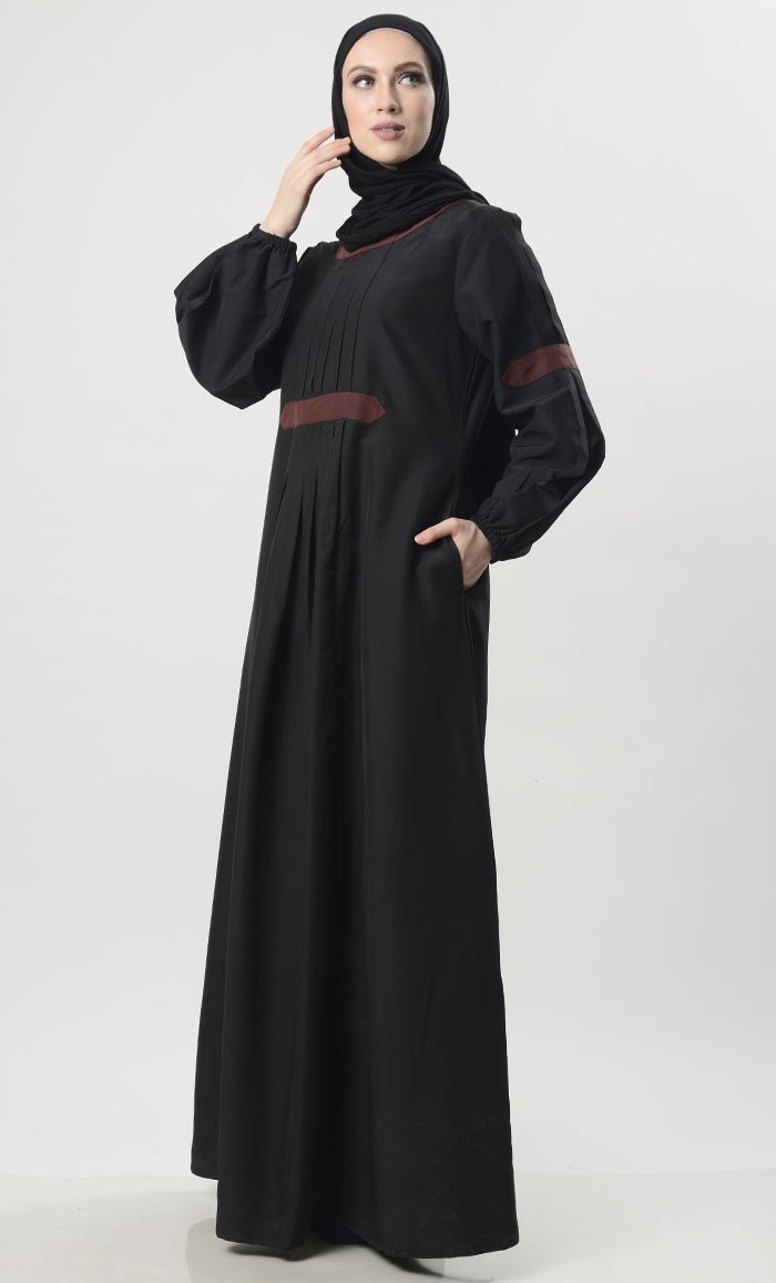 Detailed Workwear Abaya - EastEssence.com