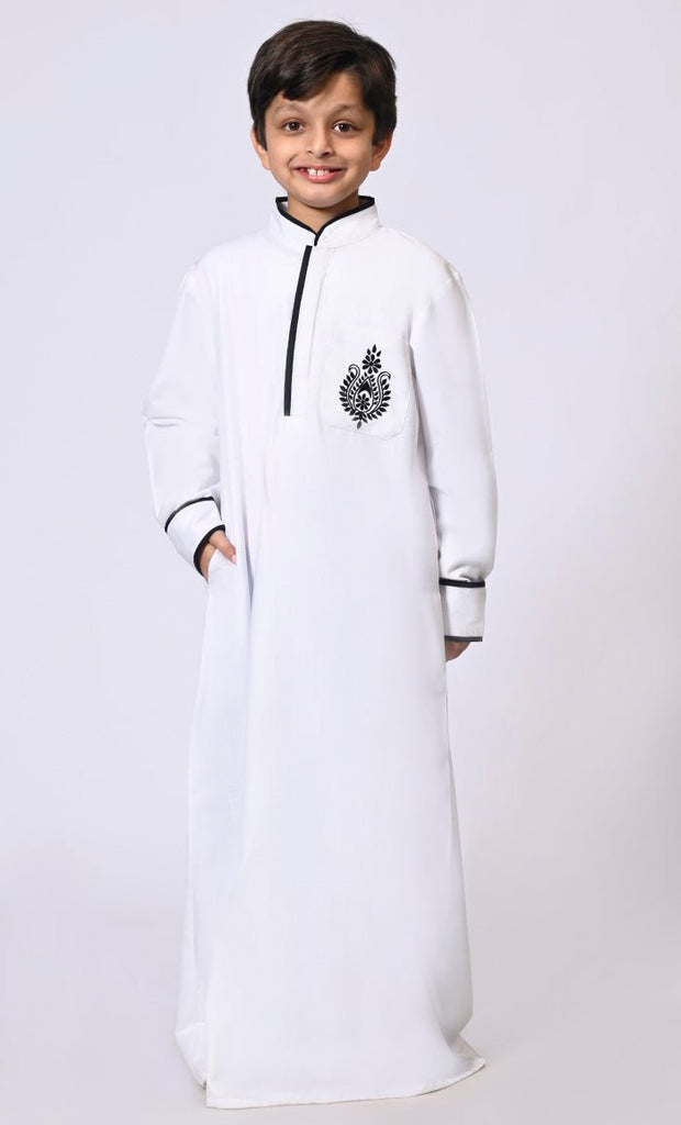 Elevated Elegance: Embroidered Boy's White Thobe with Contrast Accents - EastEssence.com