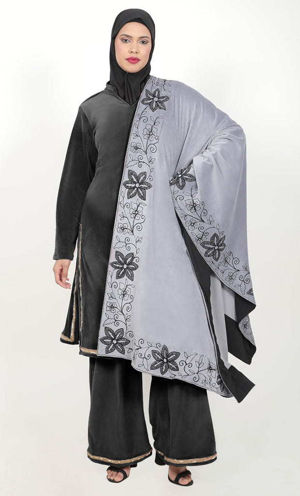 Exclusive Kashmiri Floral Embroidery Shawl - Length:- 105"Inch, Width:- 40"Inch - EastEssence.com
