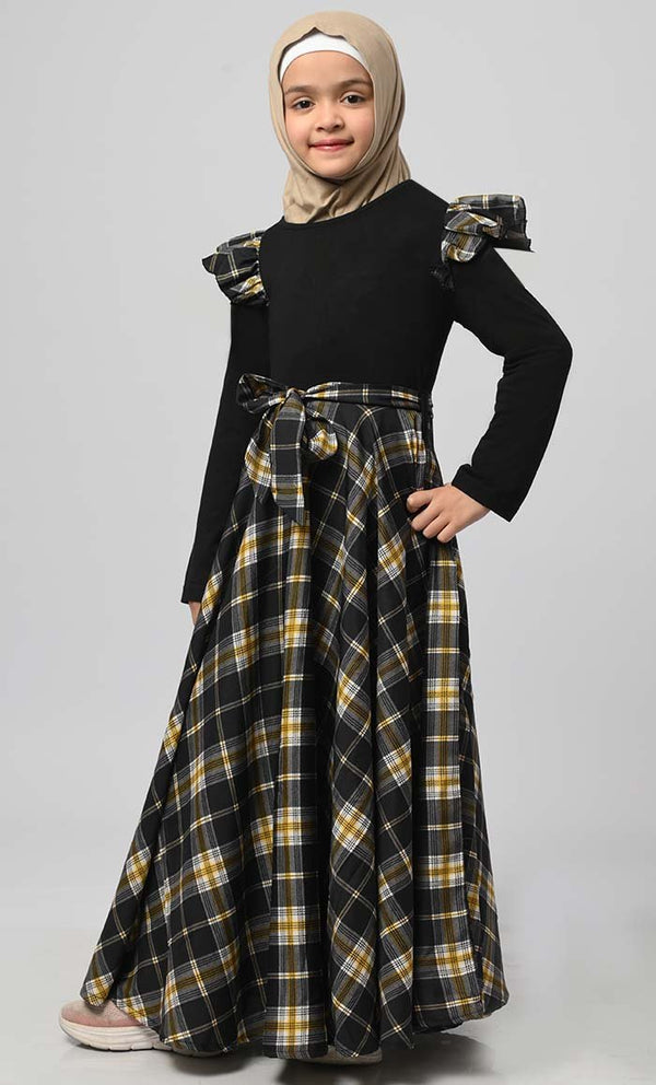 Girl Modest Muslim Check Printed Abaya With Loose Belt - EastEssence.com