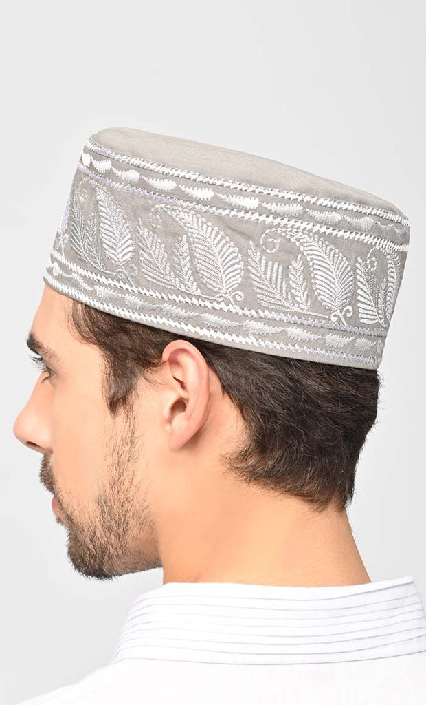 Islamic Embroidered Umair Kufi - EastEssence.com