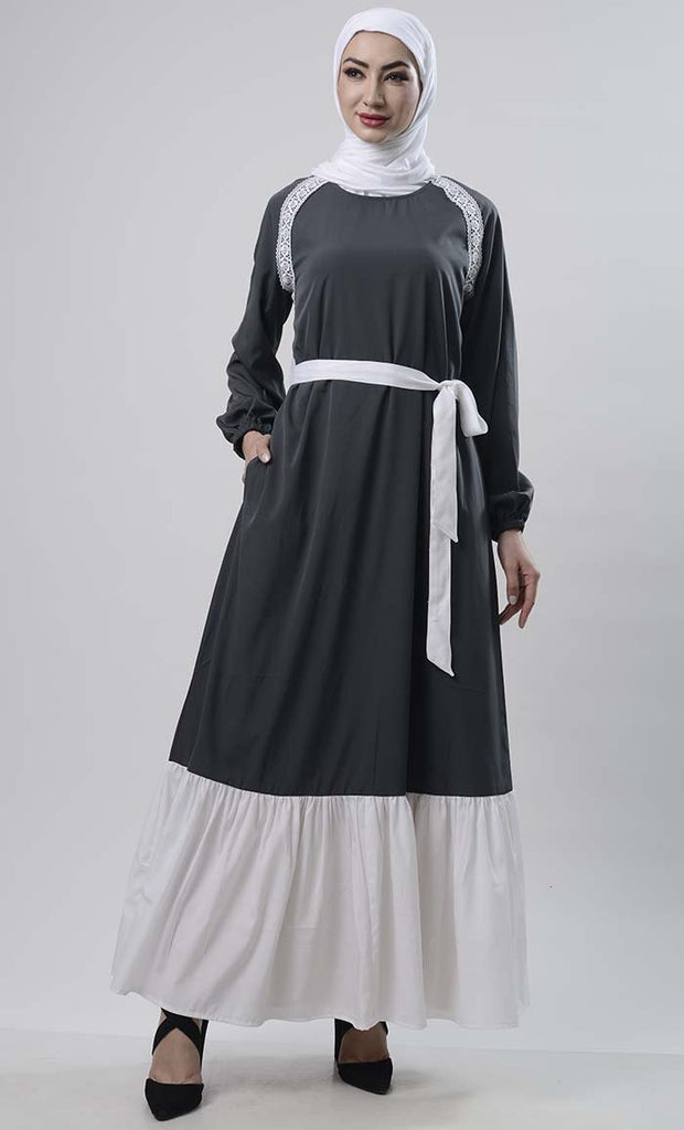 Lace Detailed Abaya With Pockets - EastEssence.com