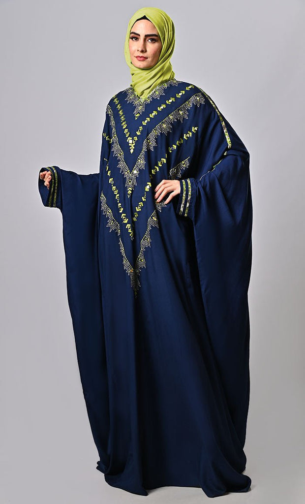 Luxurious full-length kaftan with a comfortable, flowing fit. - EastEssence.com