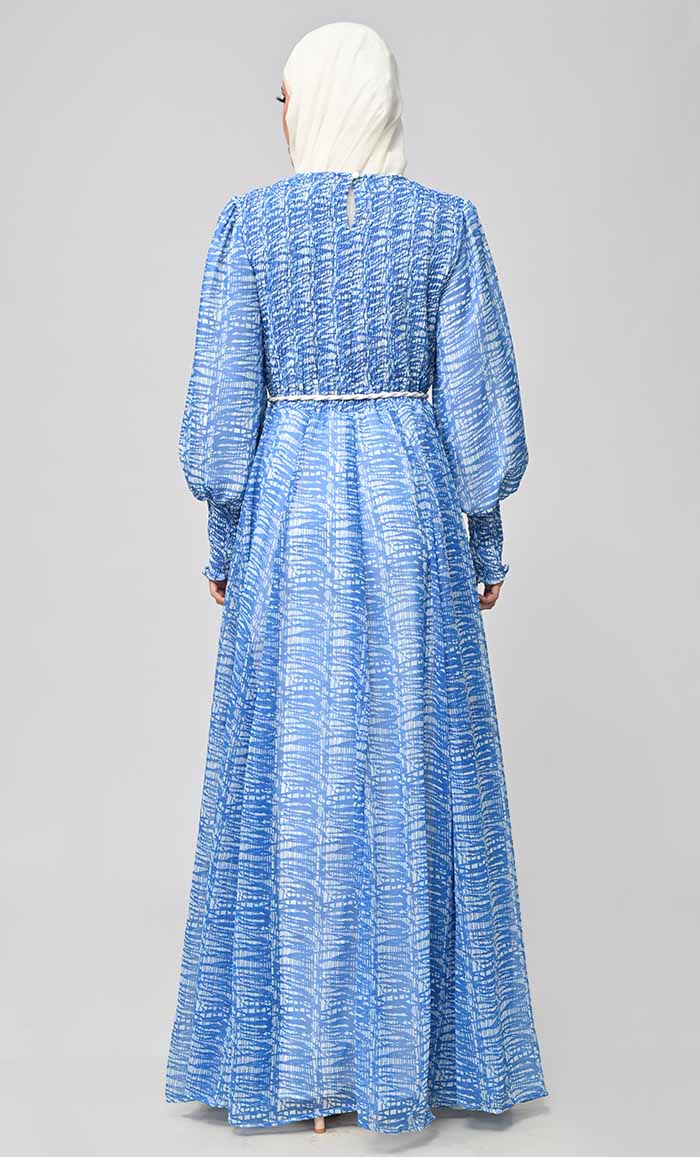 Majestic Fusion: Islamic Printed Bisht Abaya