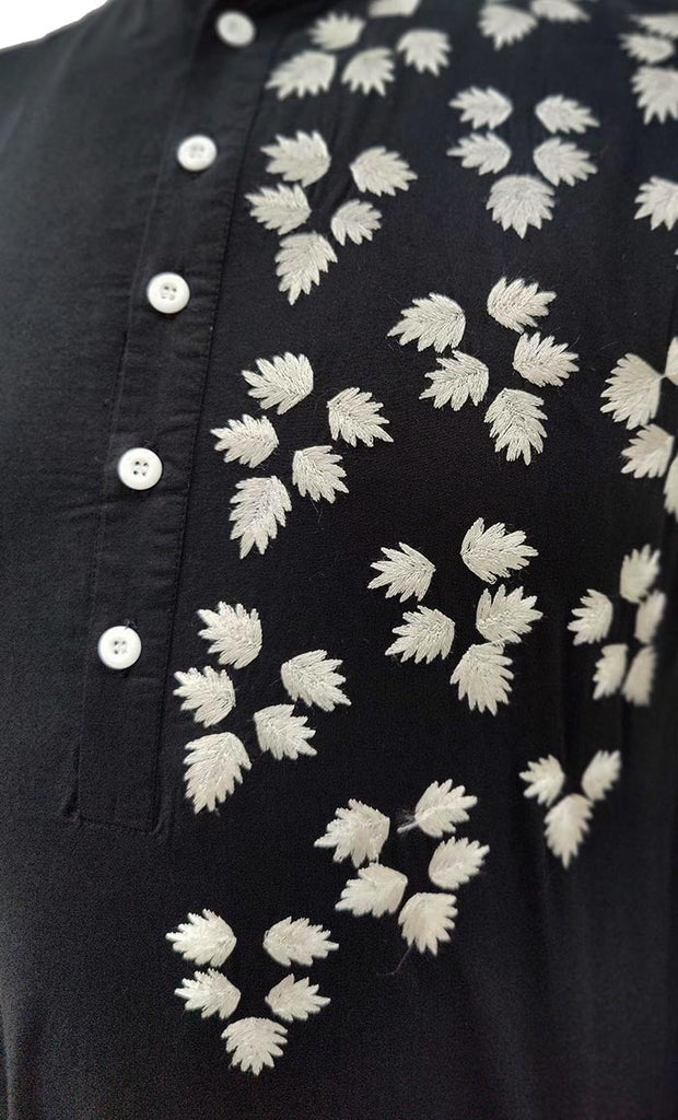 Men's Everyday wear Black Embroidered Kurta With Pockets - EastEssence.com