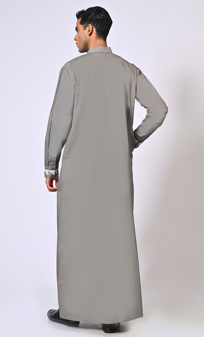 Men's Grey Thobe with Geometrical Embroidery