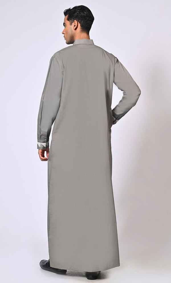 Men's Grey Thobe with Geometrical Embroidery