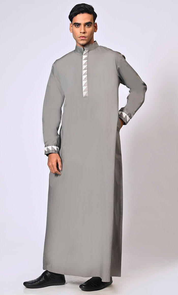 Men's Grey Thobe with Geometrical Embroidery