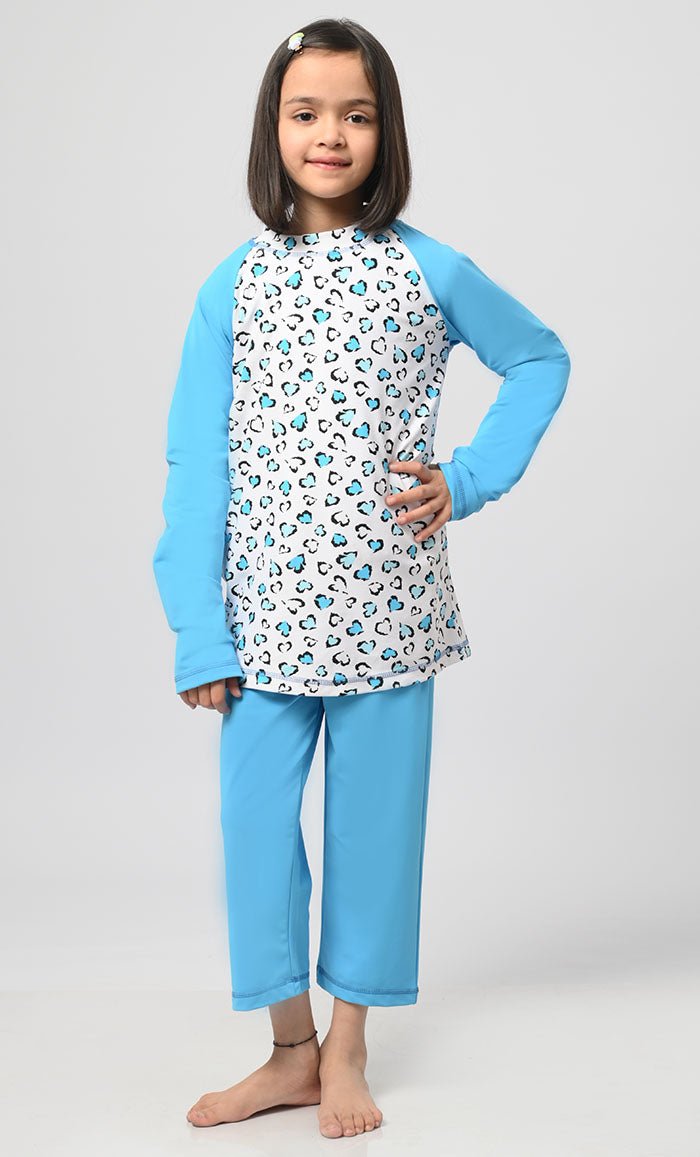 Modest Blue Heart Printed Girl's Swimsuit - 2Pc Set - EastEssence.com