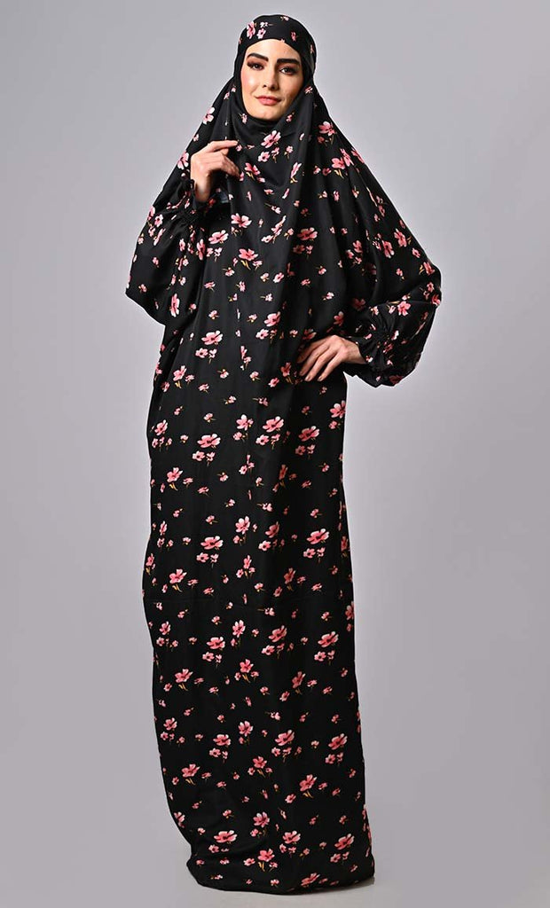 Modest Islamic printed khimar with elasted cuffs - EastEssence.com