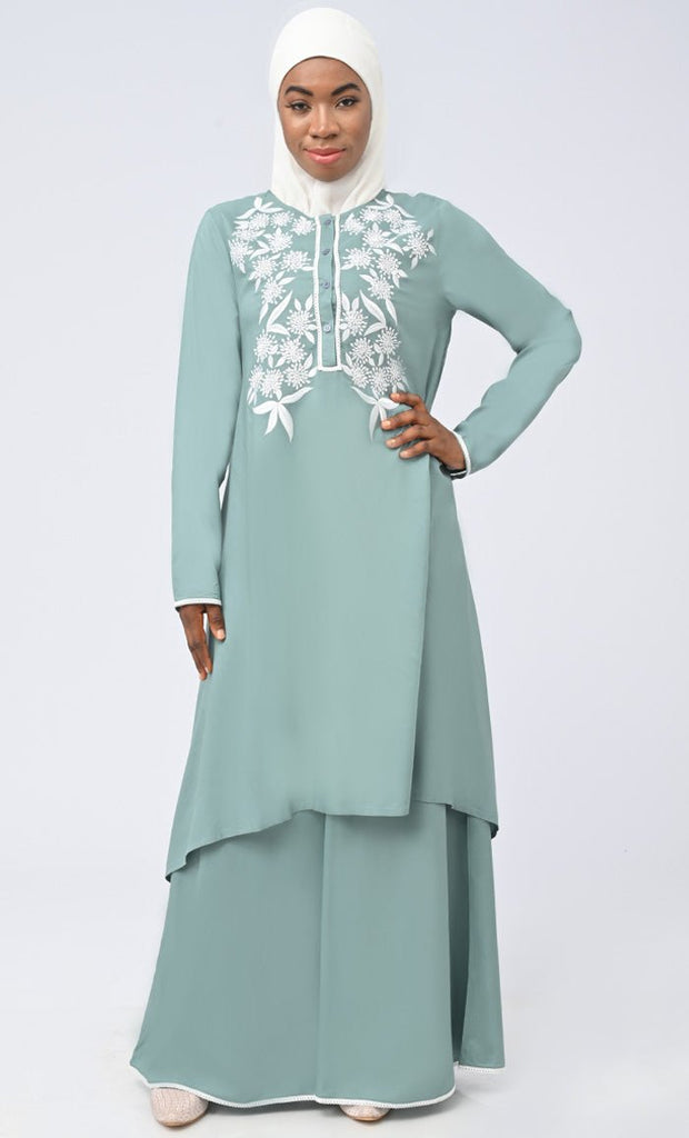Modest Women's Islamic Embroidered Set With Hijab And Pockets - EastEssence.com