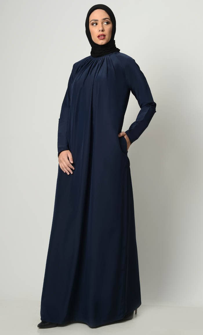 Raglan Style Neck Pleat Abaya - EastEssence.com