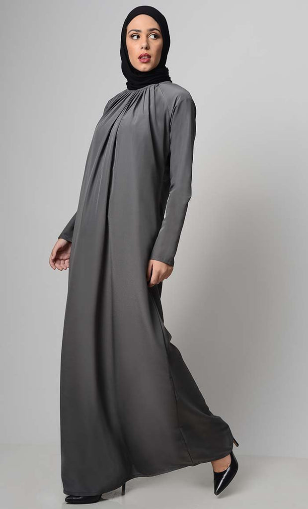 Raglan Style Neck Pleated Abaya - EastEssence.com