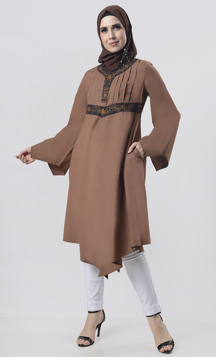 Smooth Knife Pleated Detailing Asymmetric Tunic With Aari Work - EastEssence.com
