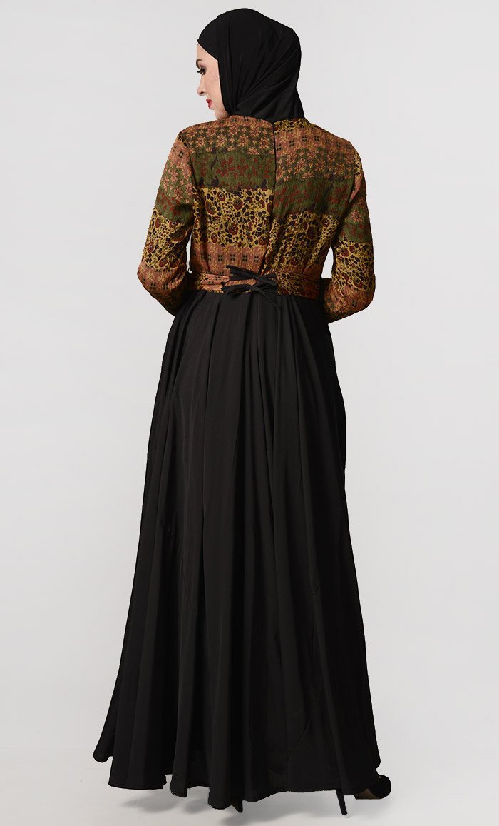 Turkish Style Multi Print Everyday Abaya-Black - EastEssence.com