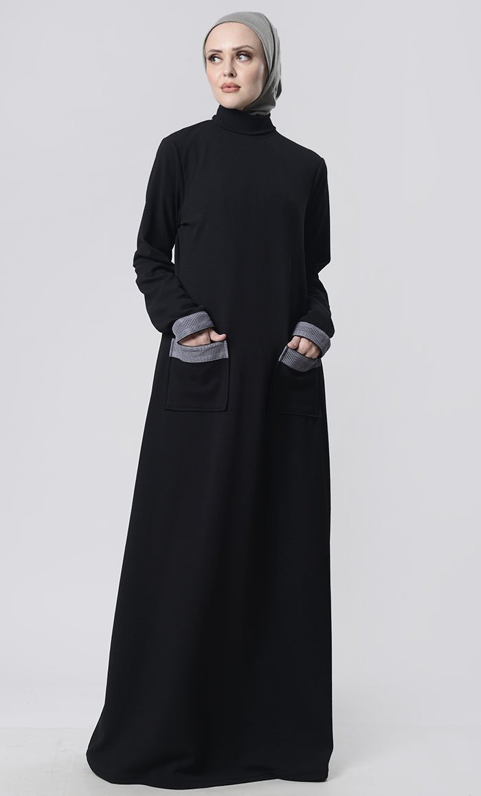 Turtleneck Basic Abaya With Pockets