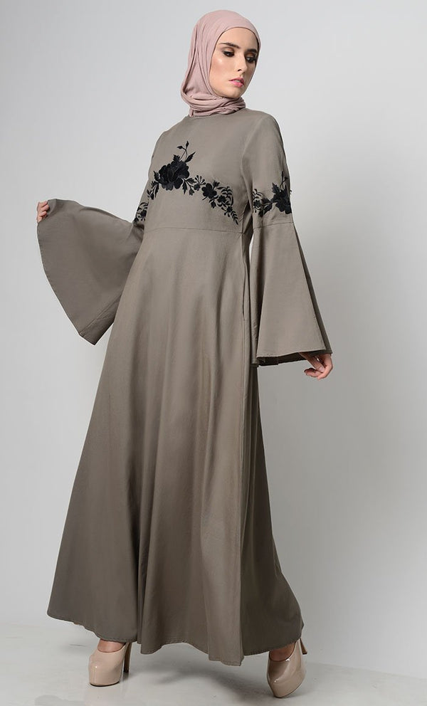 Vintage Vibe Embroidered Abaya - EastEssence.com