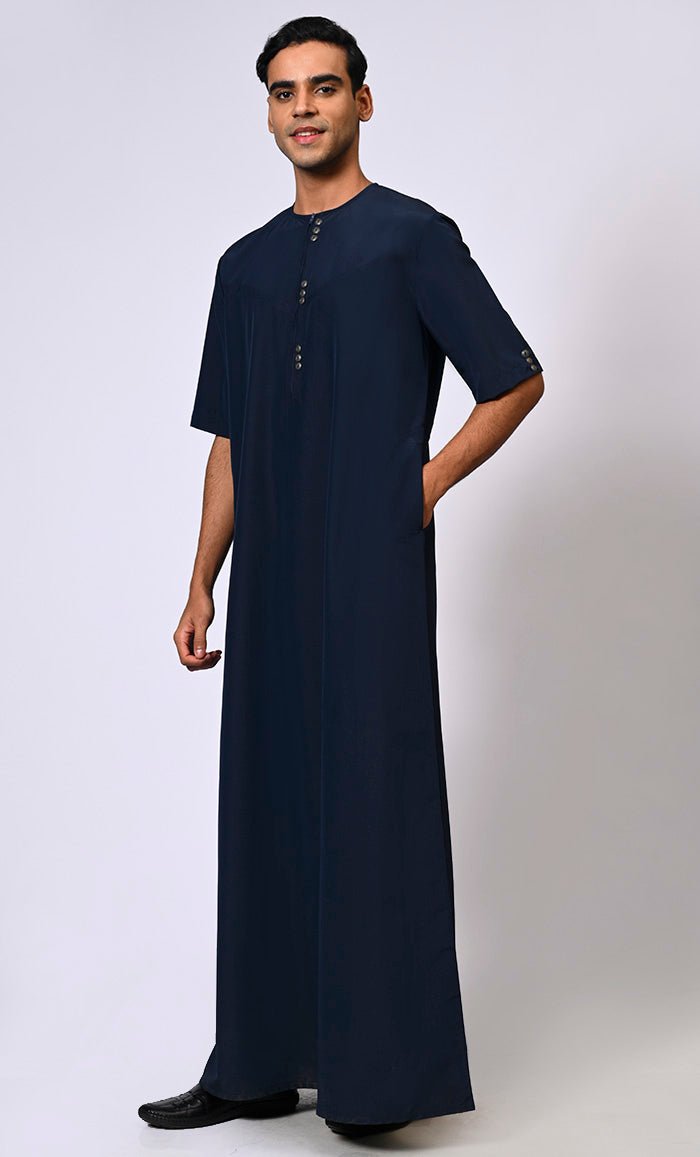 Show Buttons and Stitch Detail